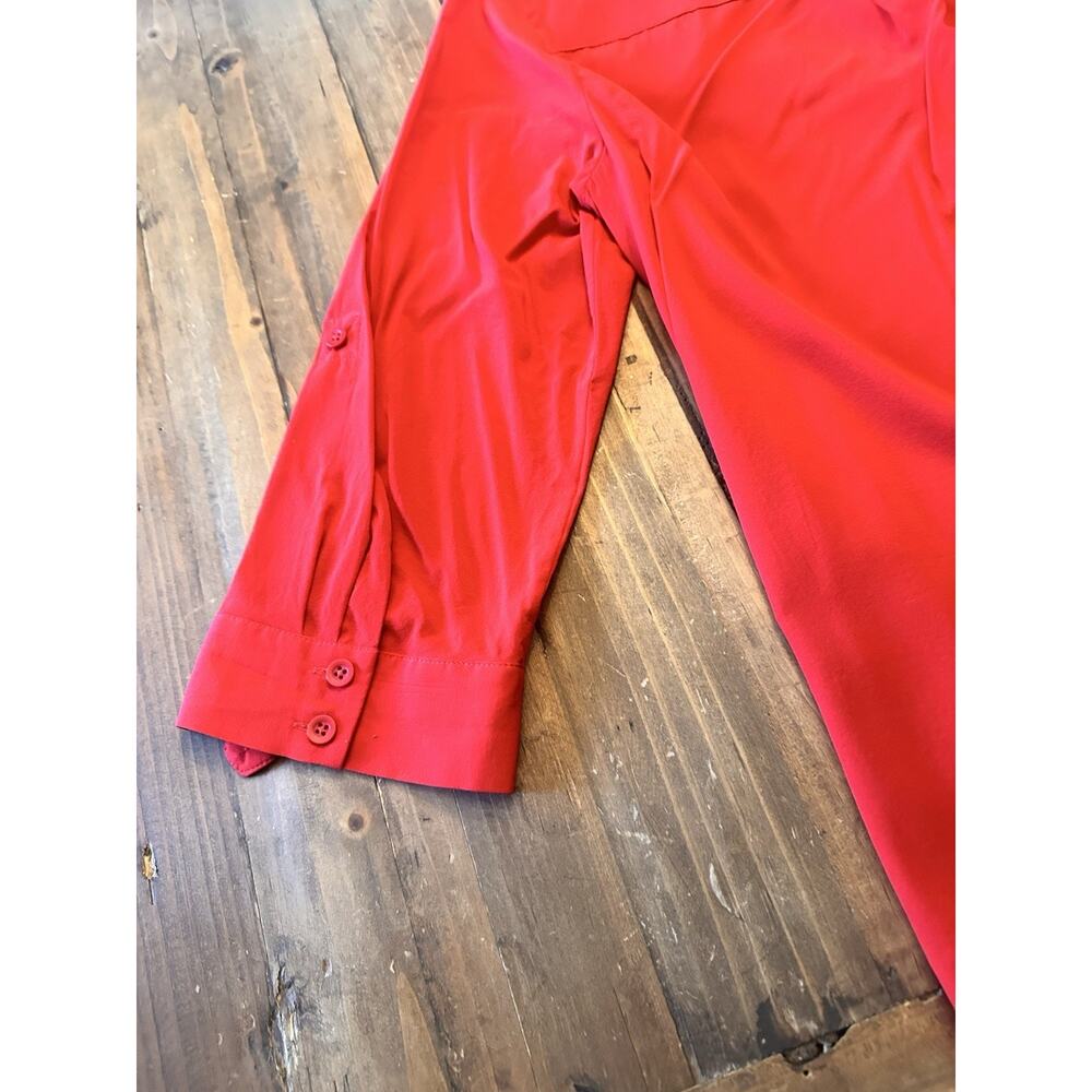 Alice + Olivia Red Silk Button Front Long Roll Tab Sleeve Blouse Size Medium Top - Picture 14 of 16